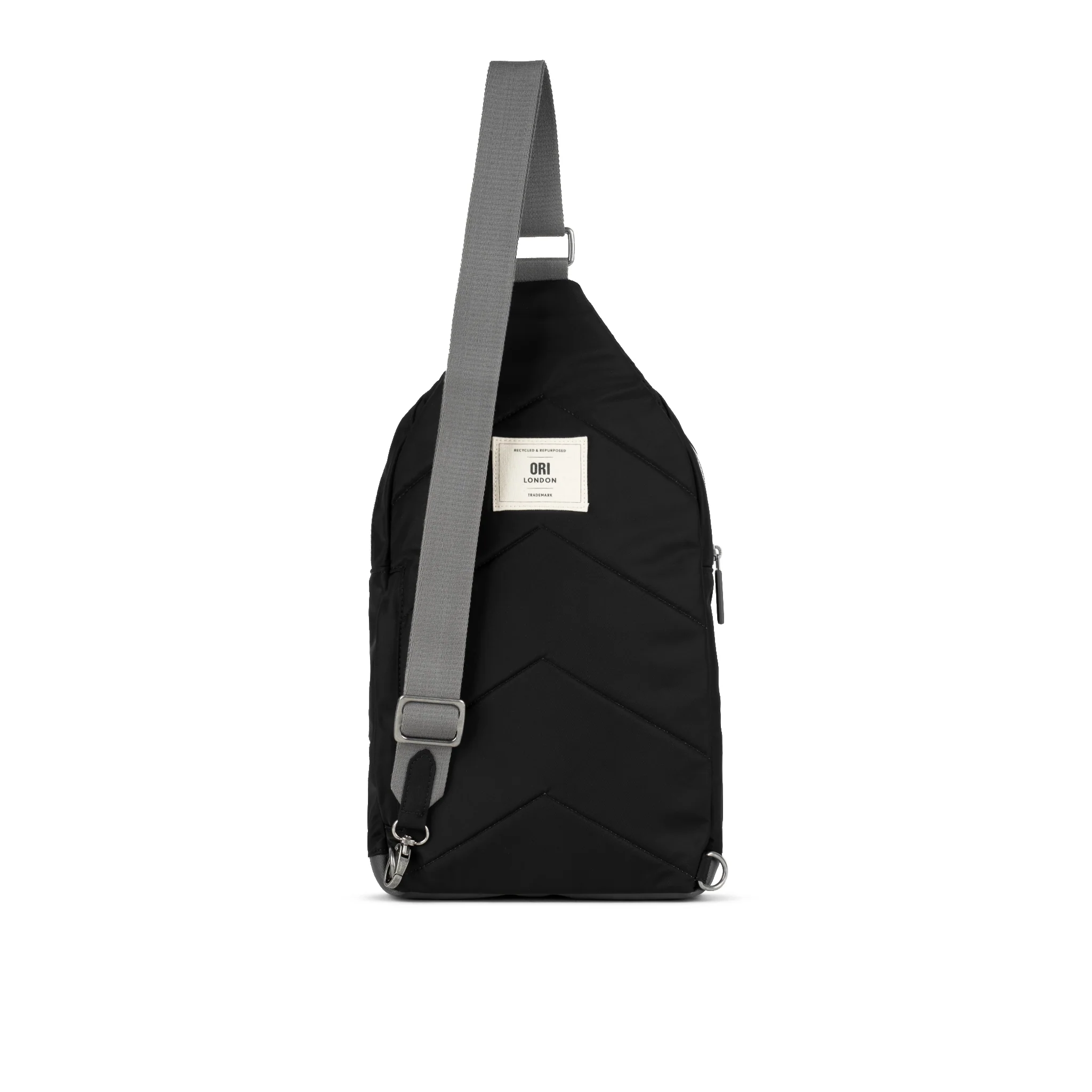 Willesden XL Sling Bag in Black - Image 3